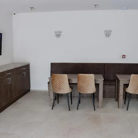 Zafir 3* Dunajska Streda